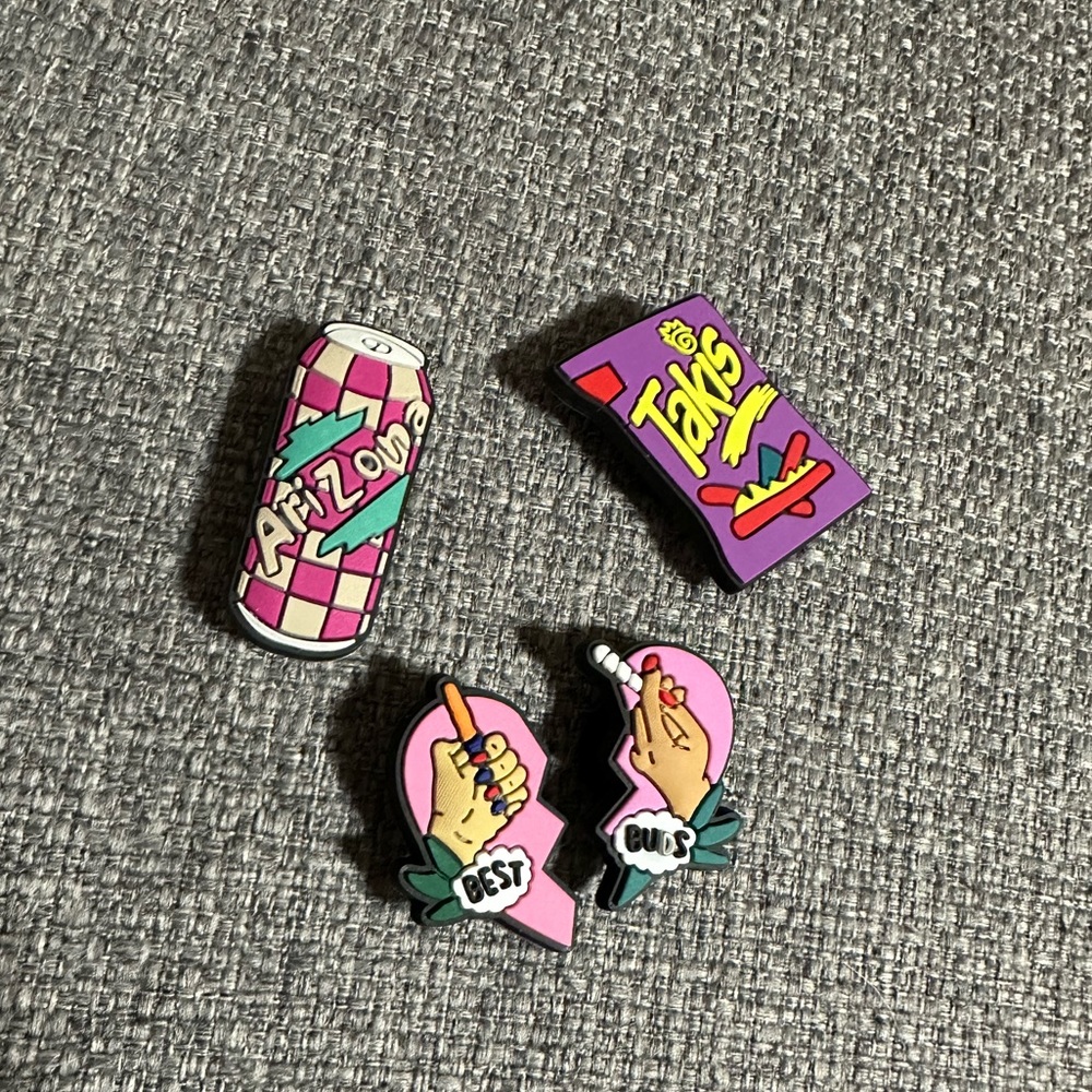 SET OF 4 Jibbitz for Crocs • Bestie Bundle 👯‍♀️